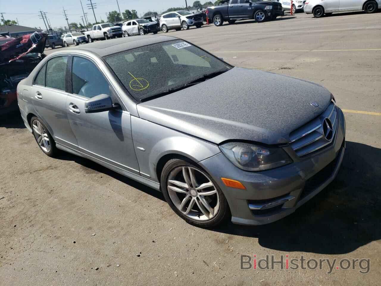 Photo WDDGF4HB5CR195352 - MERCEDES-BENZ C-CLASS 2012