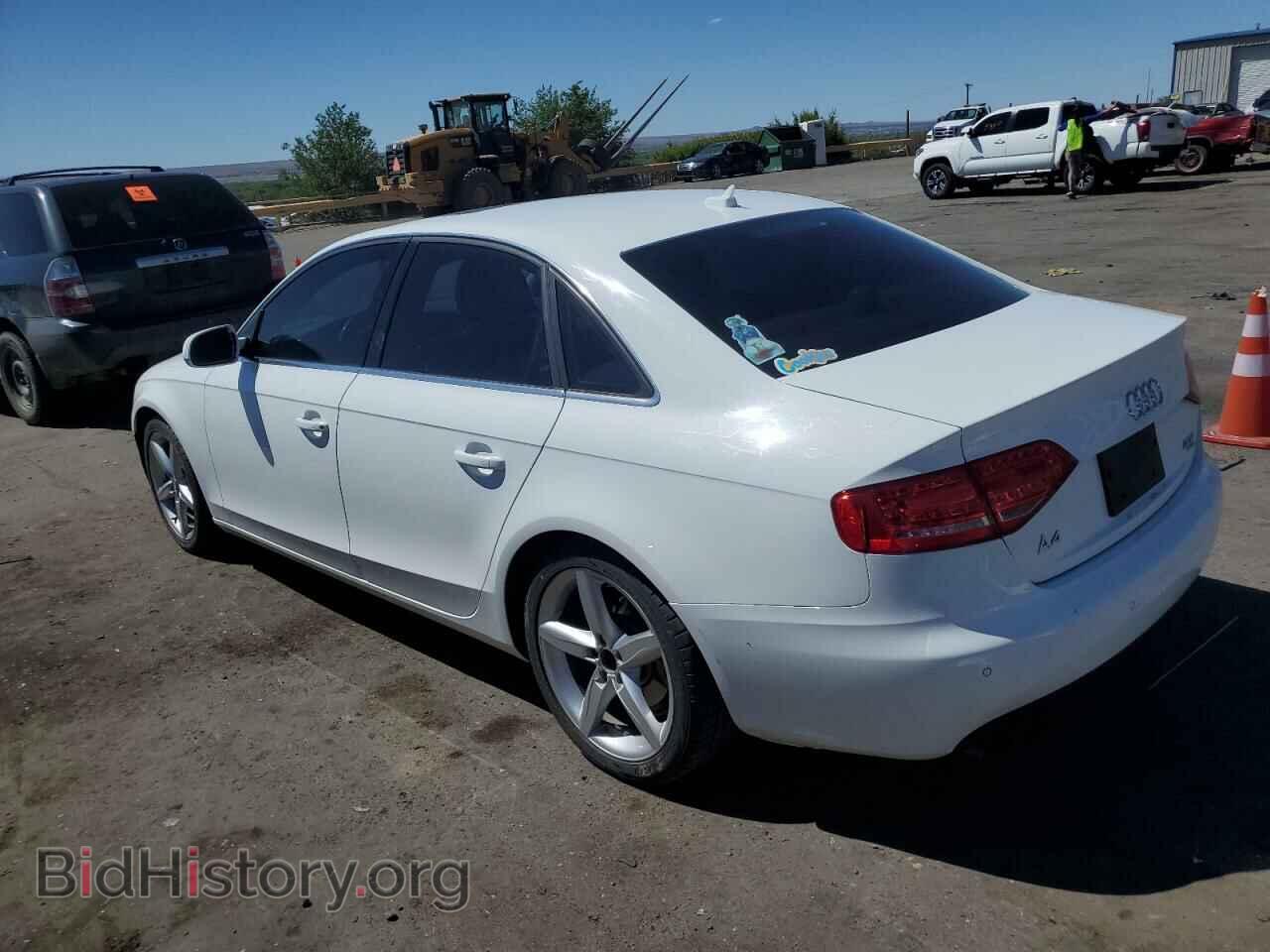 2011 AUDI A4 - VIN: WAUKFAFL2BN008232 - Фото 2