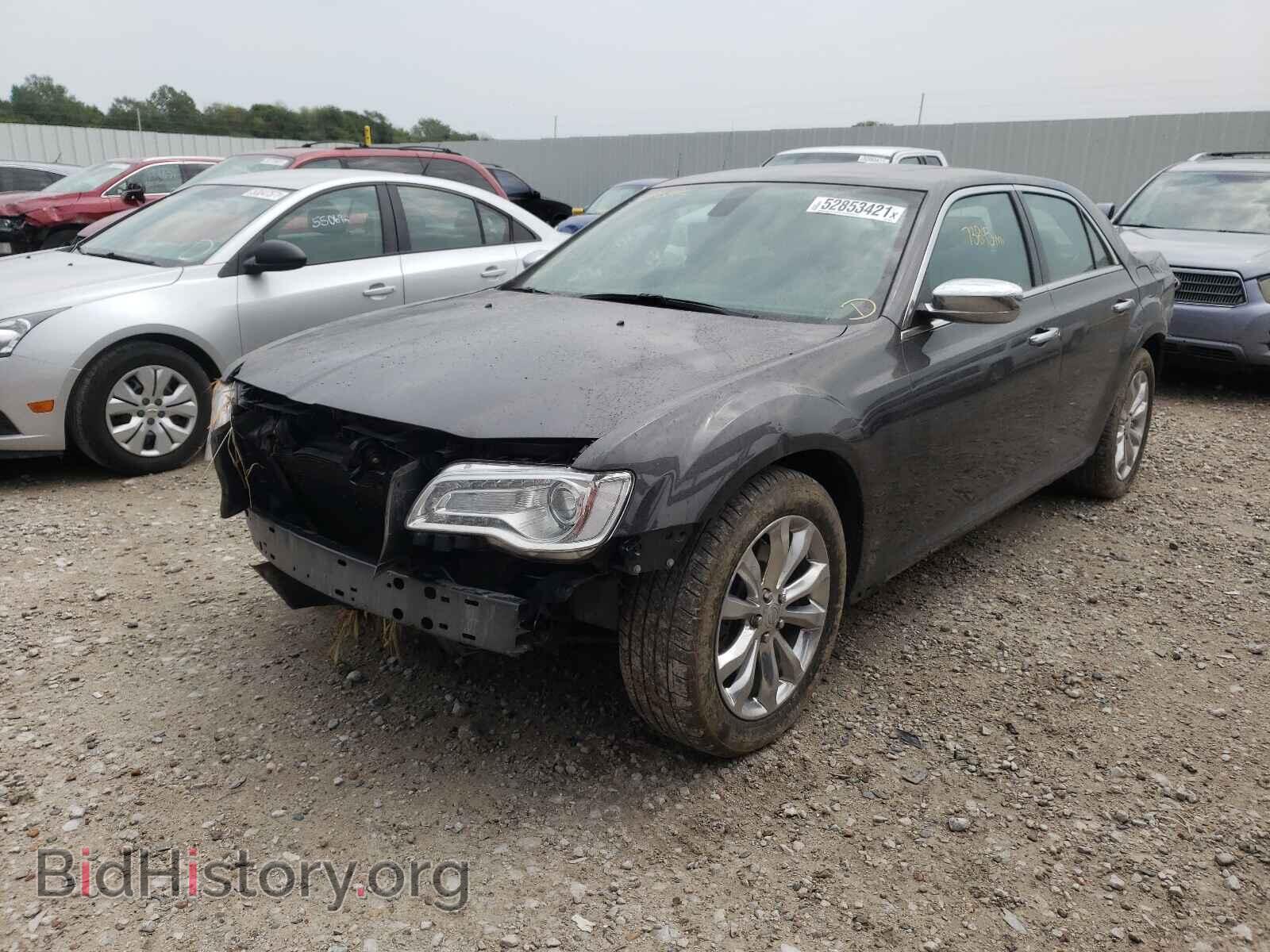 2016 CHRYSLER 300 - VIN: 2C3CCAKG0GH106494 - Фото 2