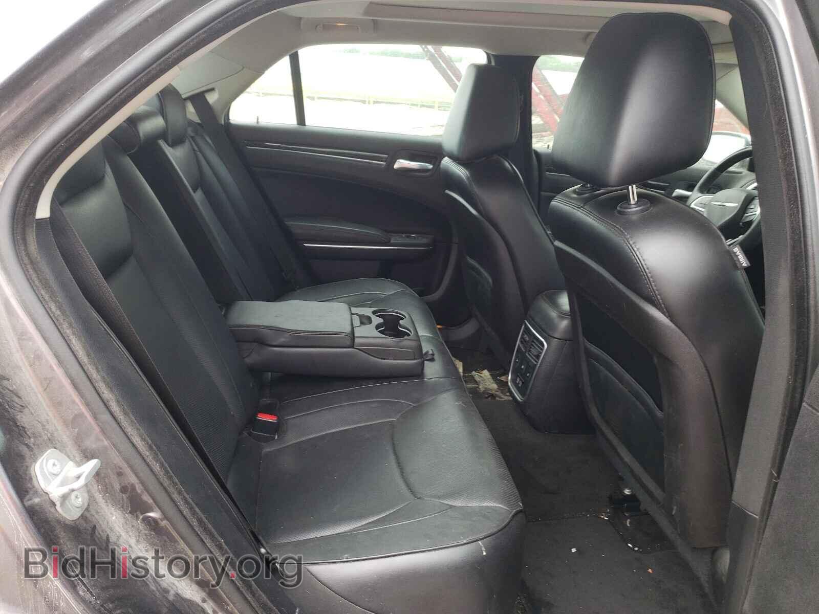 2016 CHRYSLER 300 - VIN: 2C3CCAKG0GH106494 - Фото 6