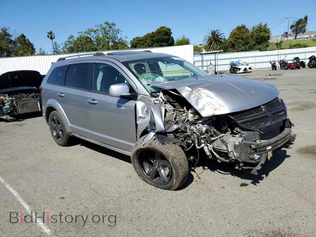 2020 DODGE JOURNEY - VIN: 3C4PDCGB0LT201514 - Фото 4