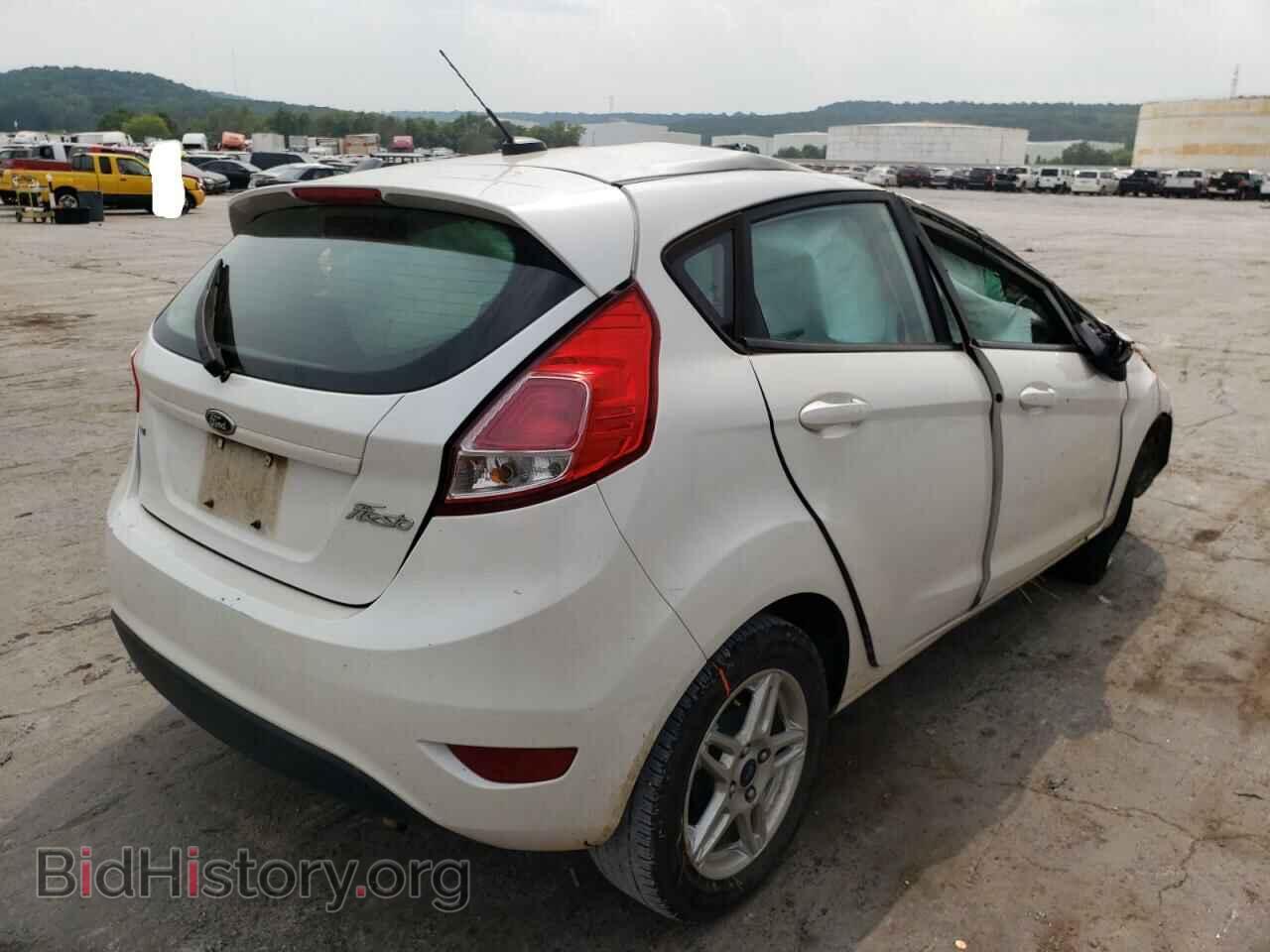 2017 FORD FIESTA - VIN: 3FADP4EJ9HM157823 - Фото 4