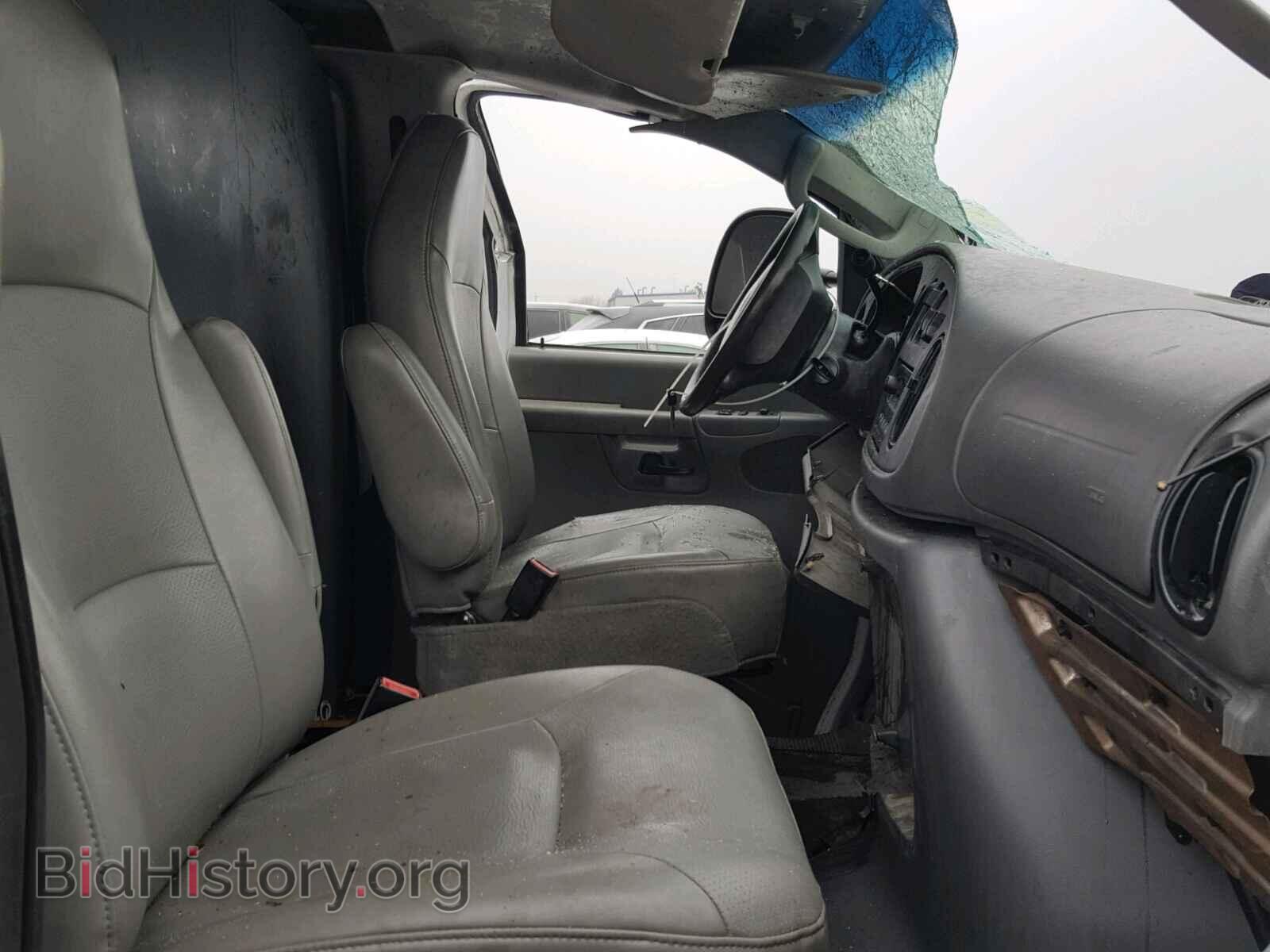 2008 FORD ECONOLINE - VIN: 1FTNS24WX8DB14604 - Фото 5