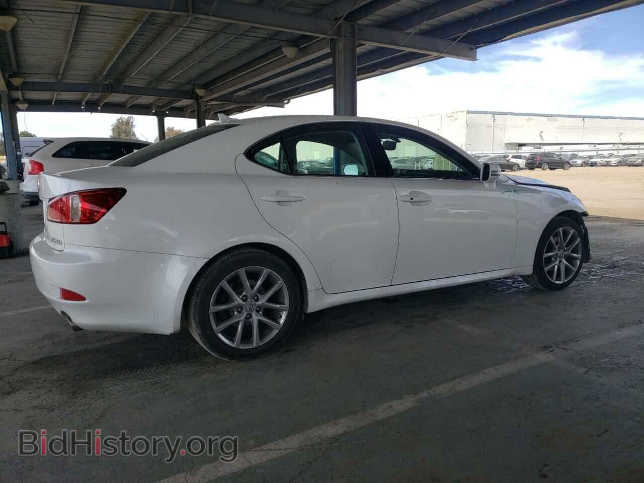 2011 LEXUS IS - VIN: JTHBF5C23B5152876 - Photo 3