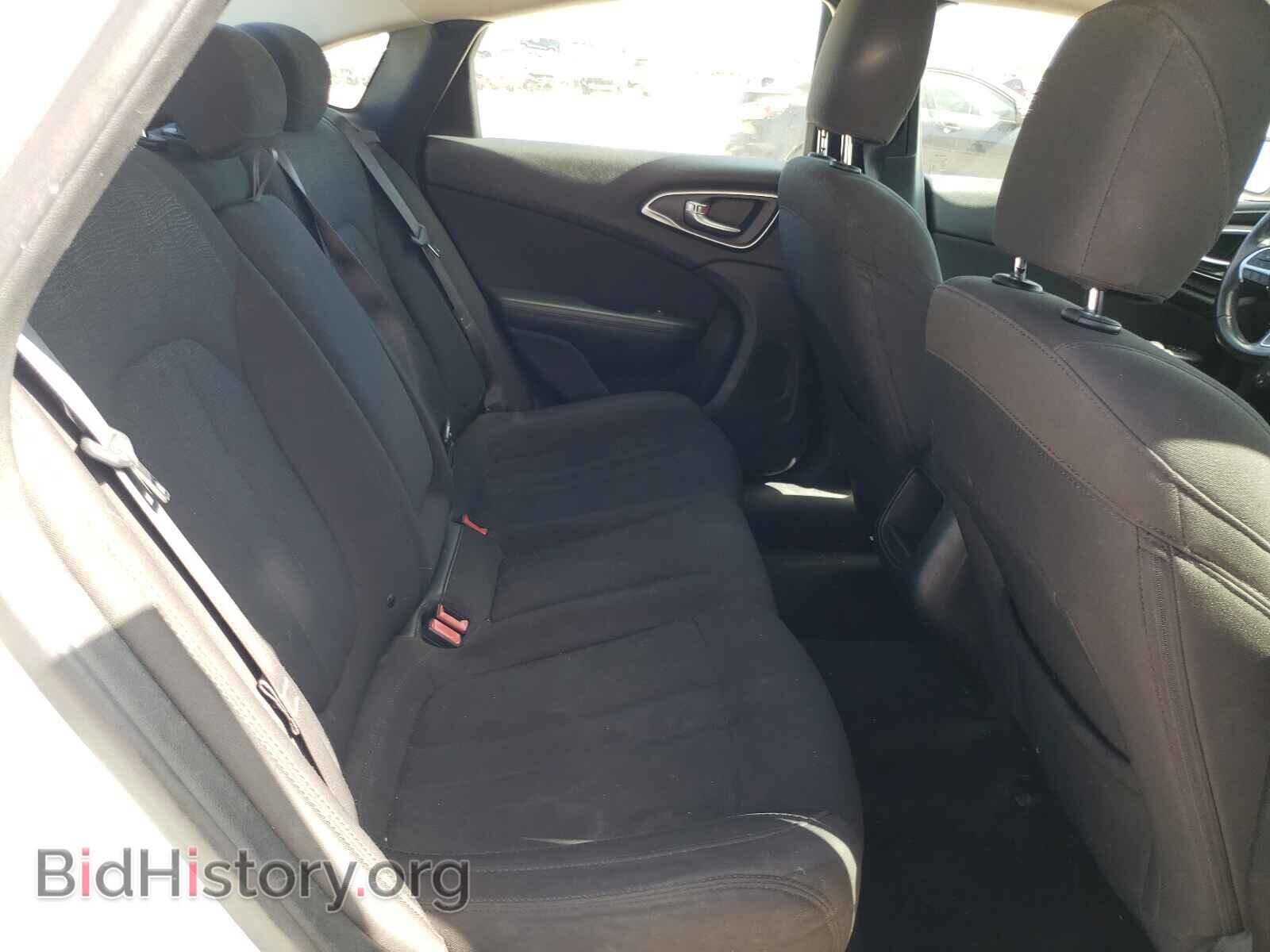 2015 CHRYSLER 200 - VIN: 1C3CCCAB2FN670087 - Фото 6