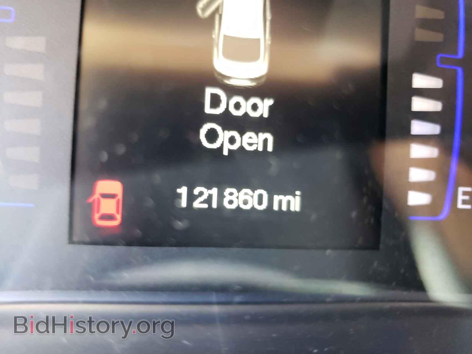 2015 CHRYSLER 200 - VIN: 1C3CCCAB2FN670087 - Фото 8
