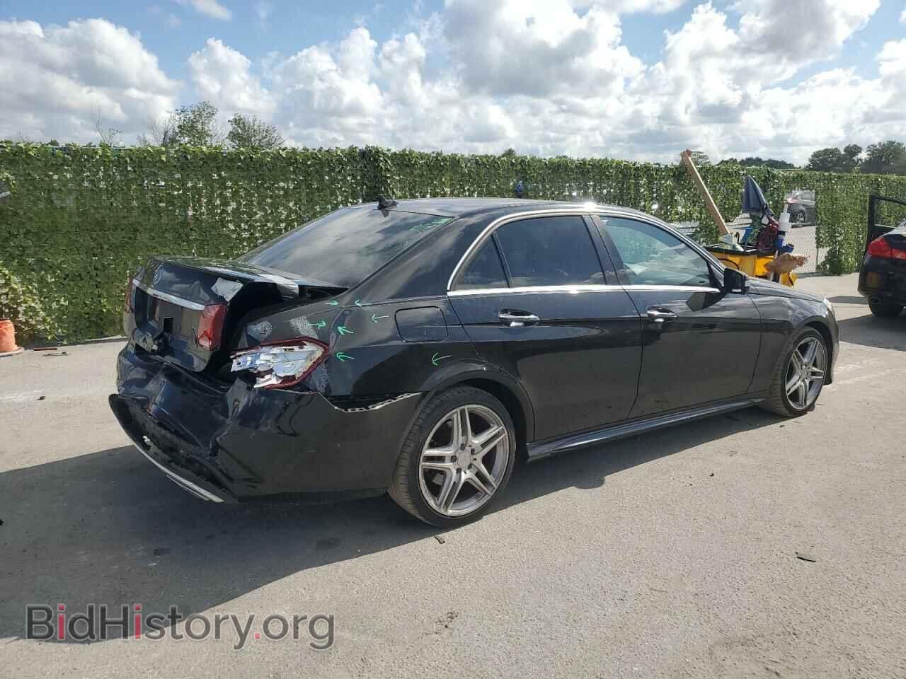 2014 MERCEDES-BENZ E-CLASS - VIN: WDDHF5KB5EA810700 - Фото 3