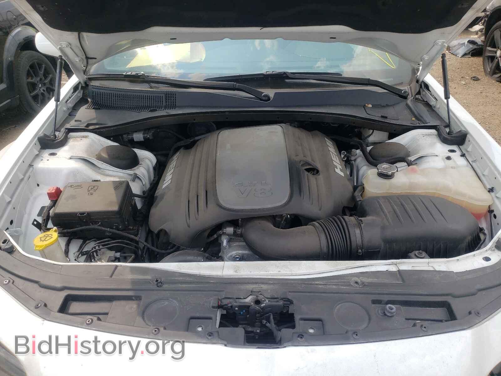 2019 CHRYSLER 300 - VIN: 2C3CCABT2KH580405 - Фото 7