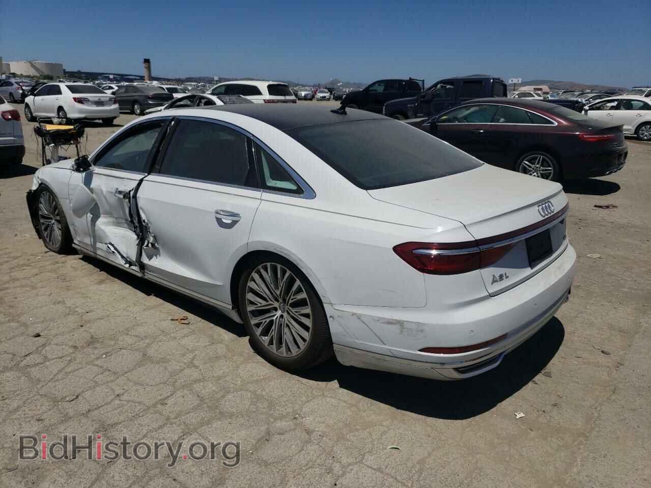 2019 AUDI A8 - VIN: WAU8DAF80KN011061 - Photo 2