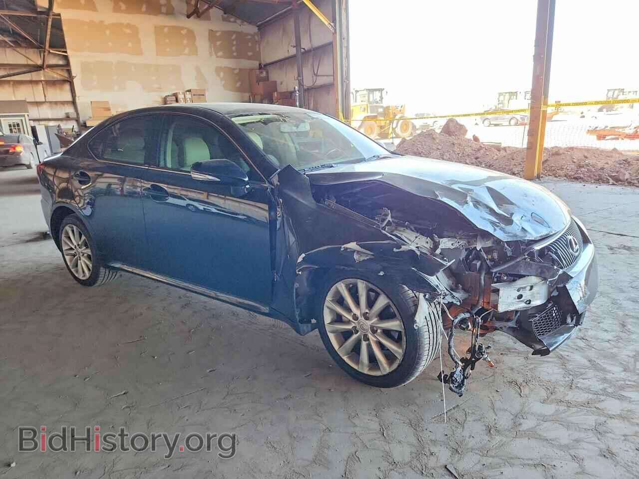 2010 LEXUS IS - VIN: JTHCF5C20A5038675 - Photo 4