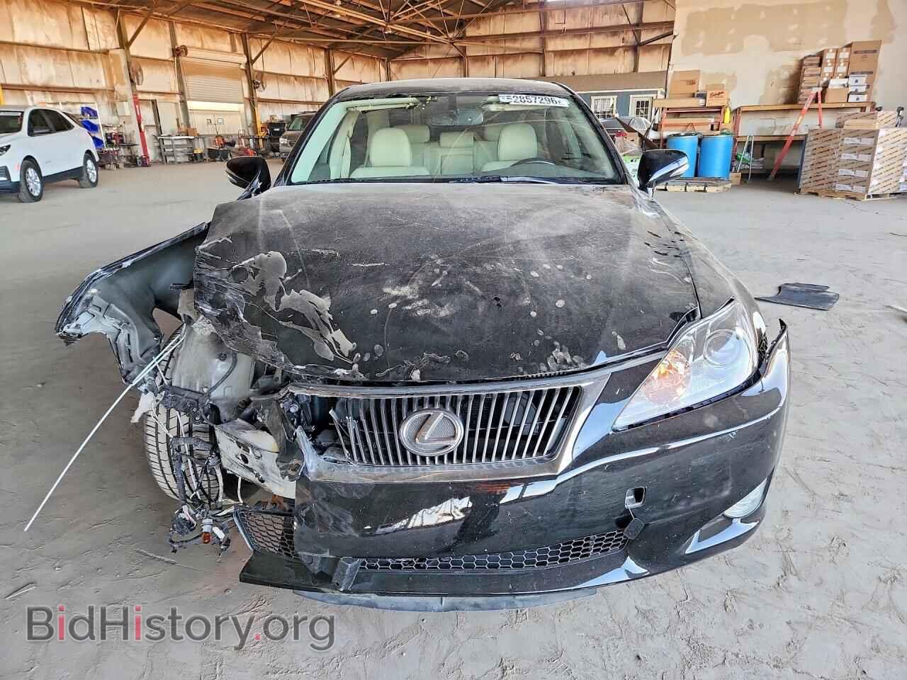 2010 LEXUS IS - VIN: JTHCF5C20A5038675 - Photo 5