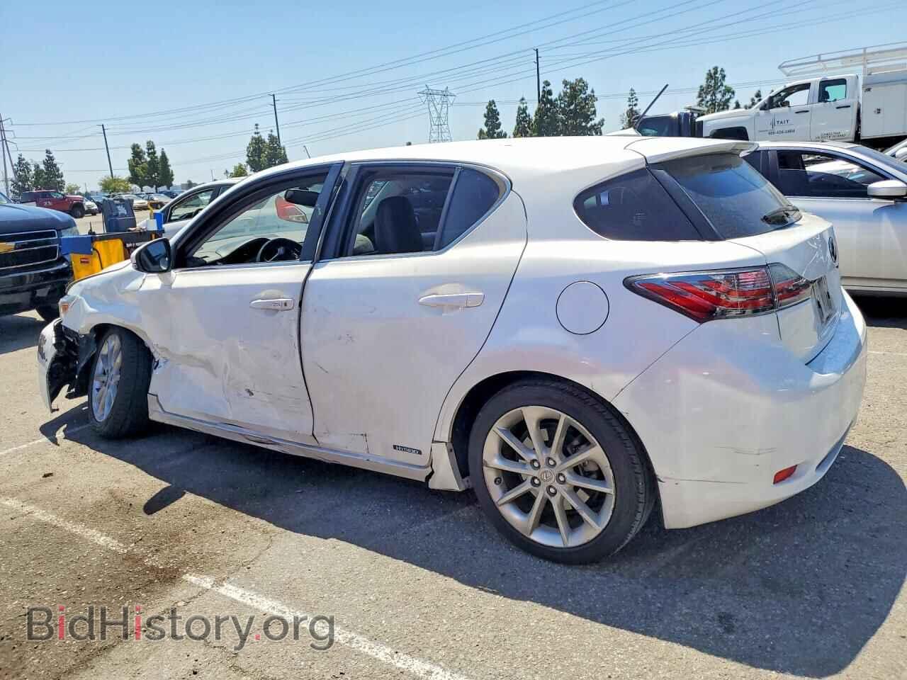 2013 LEXUS CT 200 - VIN: JTHKD5BH3D2131588 - Фото 2