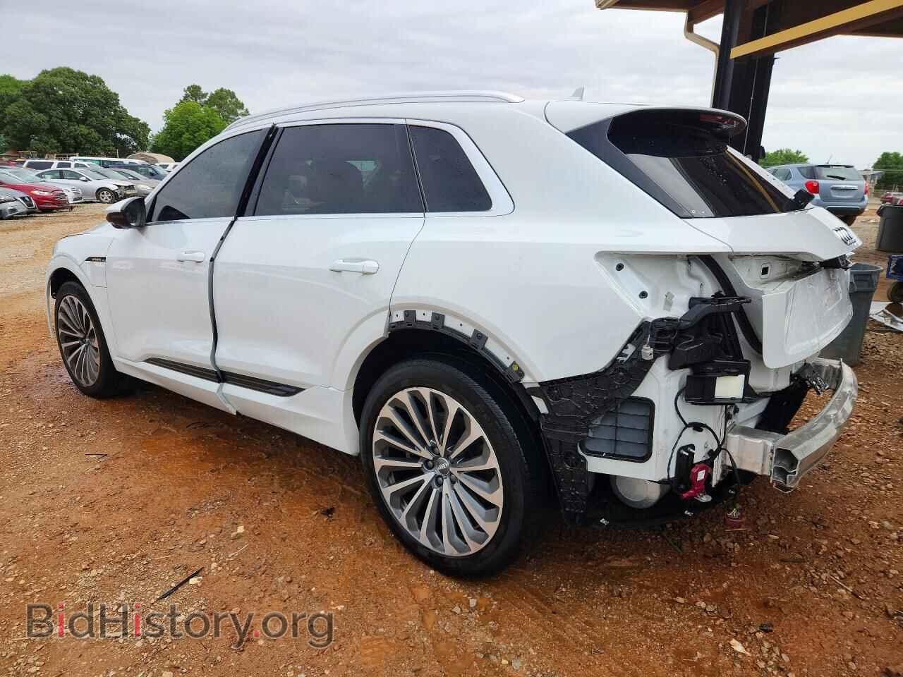 2019 AUDI E-TRON - VIN: WA1VAAGE7KB022699 - Фото 2