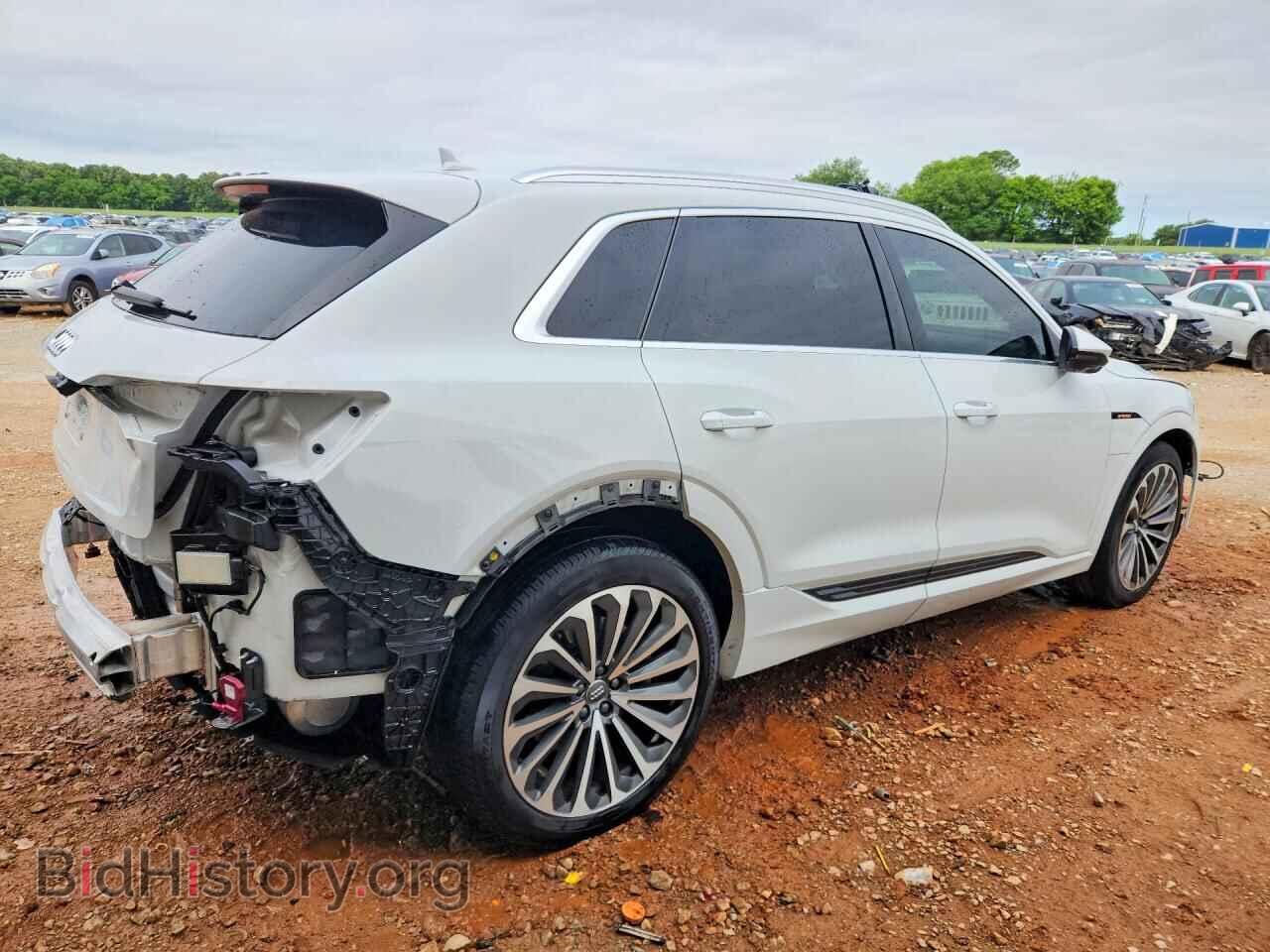 2019 AUDI E-TRON - VIN: WA1VAAGE7KB022699 - Фото 3