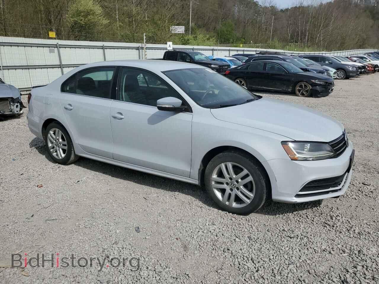 2017 VOLKSWAGEN JETTA - VIN: 3VW2B7AJ3HM368505 - Фото 4