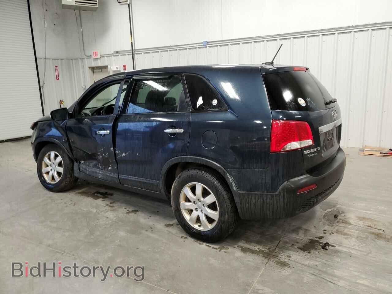 2013 KIA SORENTO - VIN: 5XYKTCA61DG329519 - Фото 2