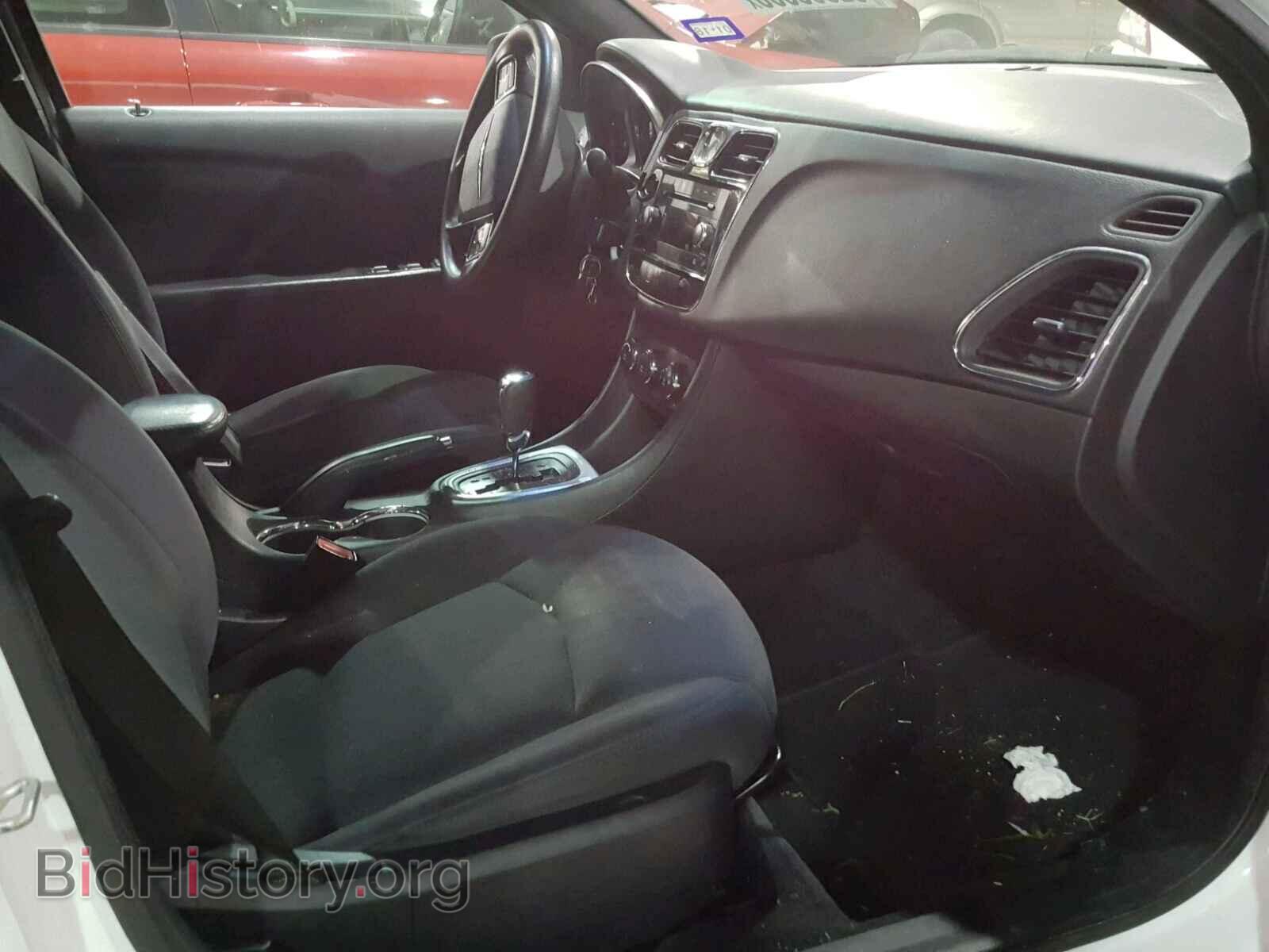 2013 CHRYSLER 200 - VIN: 1C3CCBAB8DN642141 - Фото 5