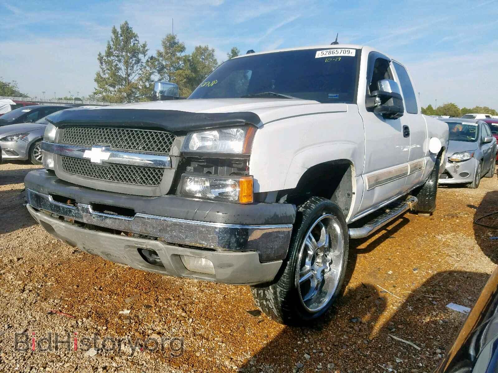 2005 CHEVROLET SILVERADO - VIN: 2GCEK19B651320381 - Фото 2