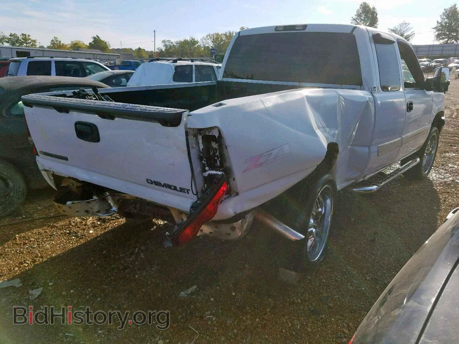 2005 CHEVROLET SILVERADO - VIN: 2GCEK19B651320381 - Фото 4