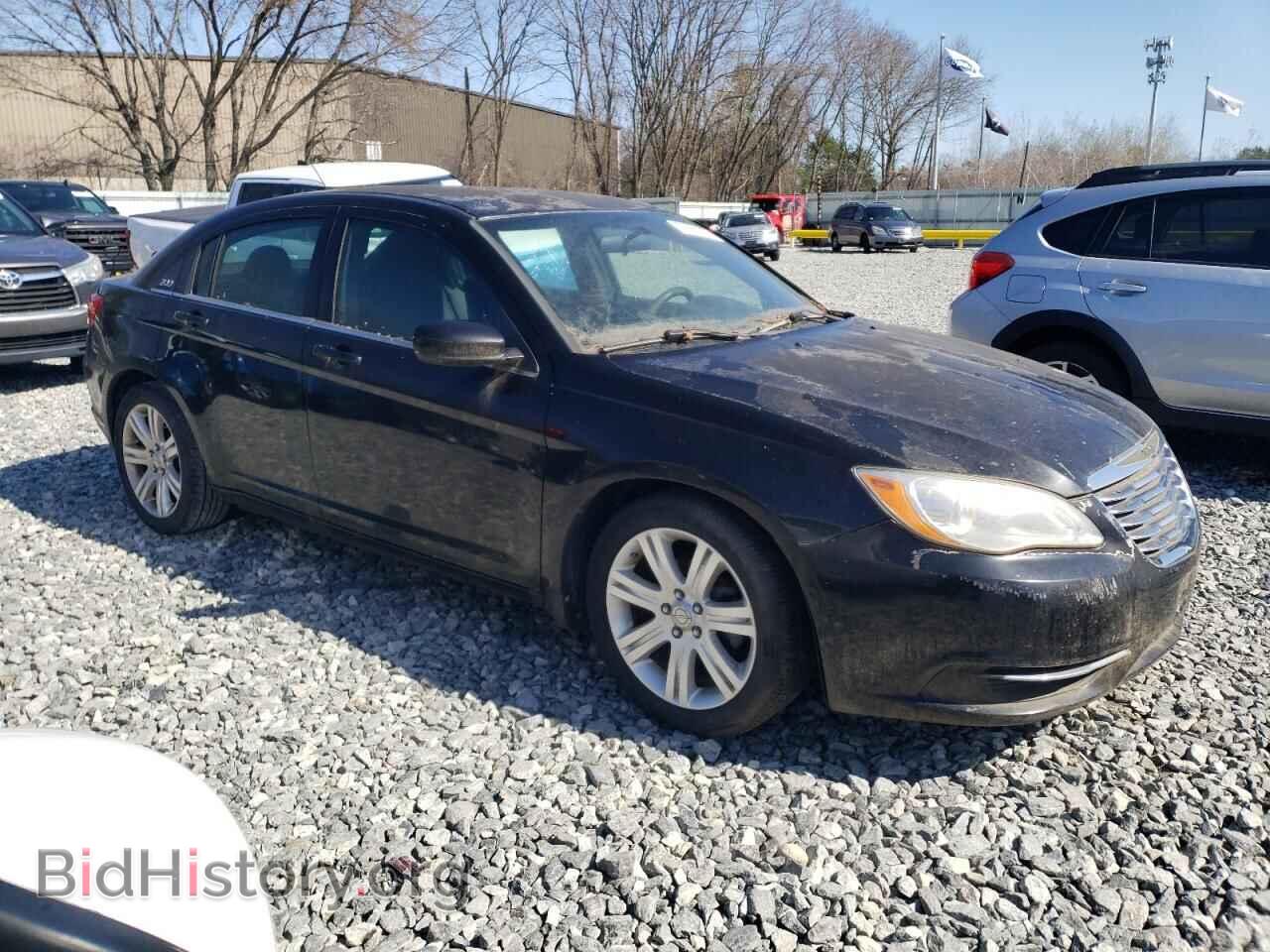 2013 CHRYSLER 200 - VIN: 1C3CCBAB8DN671946 - Photo 4