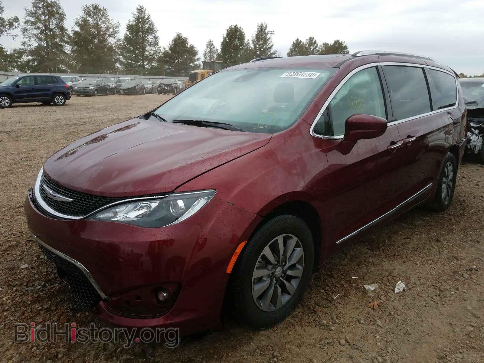 2019 CHRYSLER PACIFICA - VIN: 2C4RC1EG8KR667692 - Фото 2