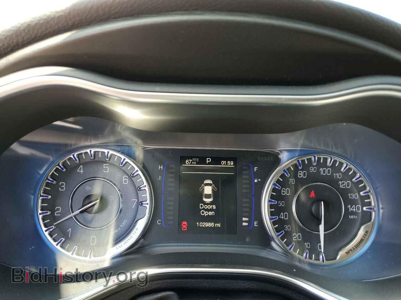 2015 CHRYSLER 200 - VIN: 1C3CCCFB1FN592670 - Фото 9