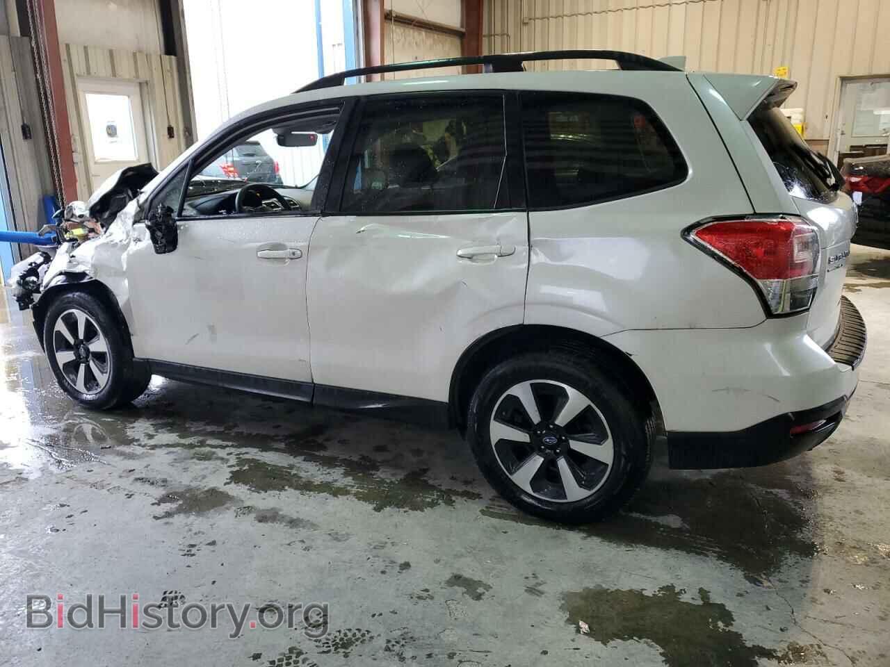 2017 SUBARU FORESTER - VIN: JF2SJAGC3HH506819 - Фото 2