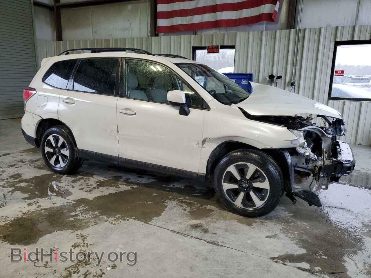 2017 SUBARU FORESTER - VIN: JF2SJAGC3HH506819 - Фото 4