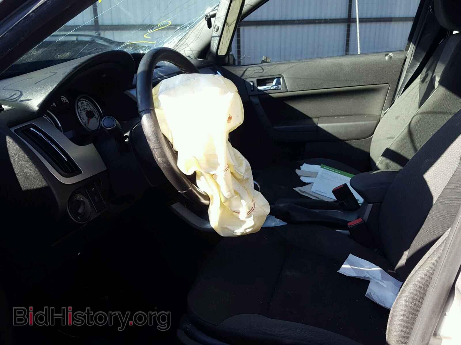 2009 FORD FOCUS - VIN: 1FAHP36N79W215975 - Photo 5