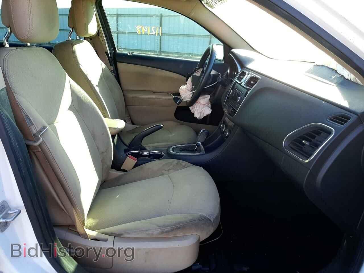 2014 CHRYSLER 200 - VIN: 1C3CCBAG5EN101741 - Фото 5