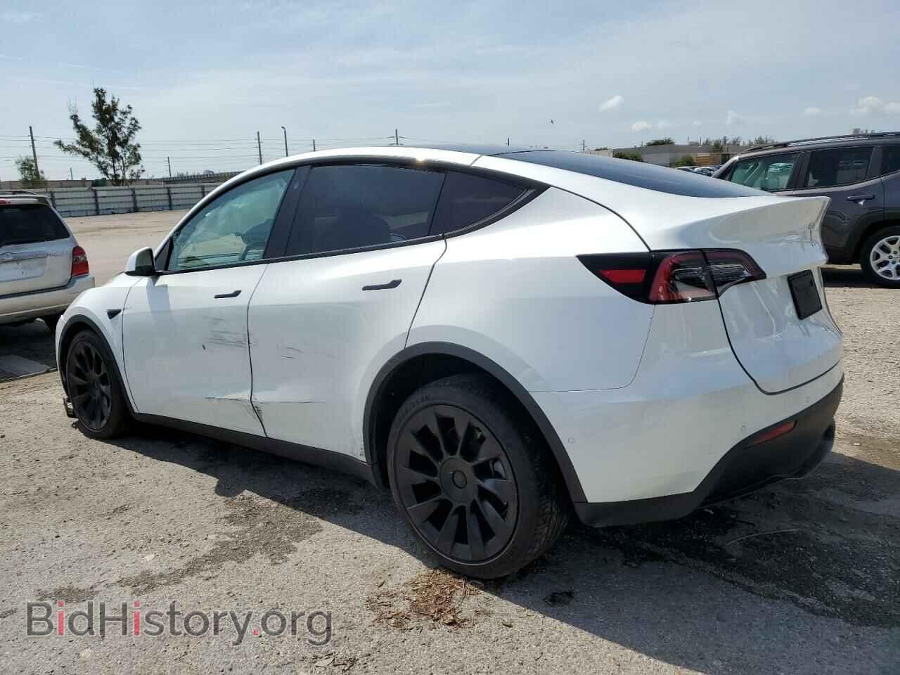 2021 TESLA MODEL Y - VIN: 5YJYGDEE5MF074029 - Photo 2