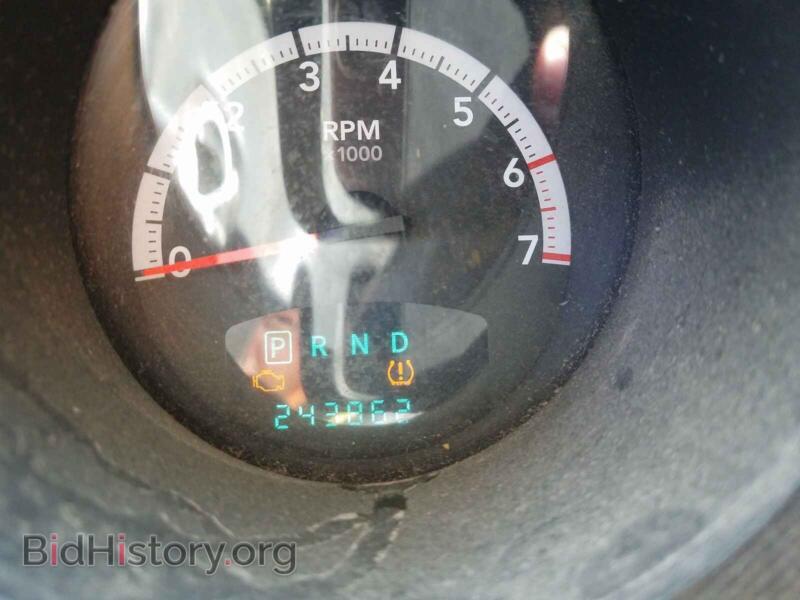 2008 Dodge NITRO (VIN 1D8GU28K08W272675) — photo 8 of 10