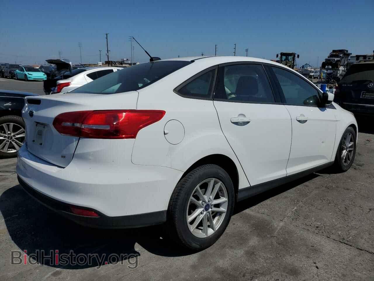2018 FORD FOCUS - VIN: 1FADP3F22JL207874 - Фото 3