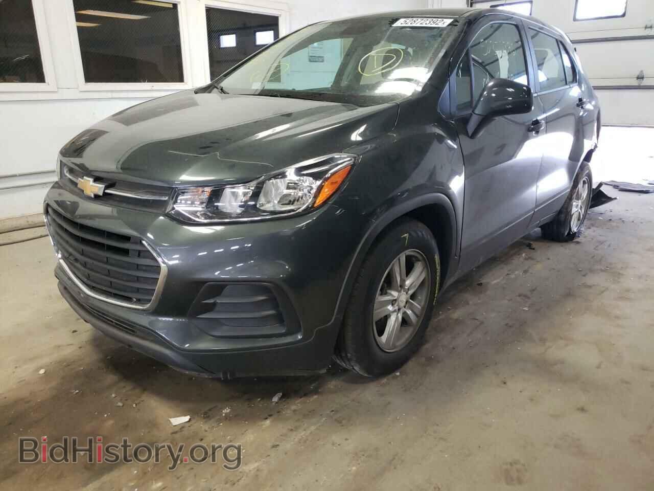 2020 CHEVROLET TRAX - VIN: 3GNCJKSB7LL156457 - Фото 2