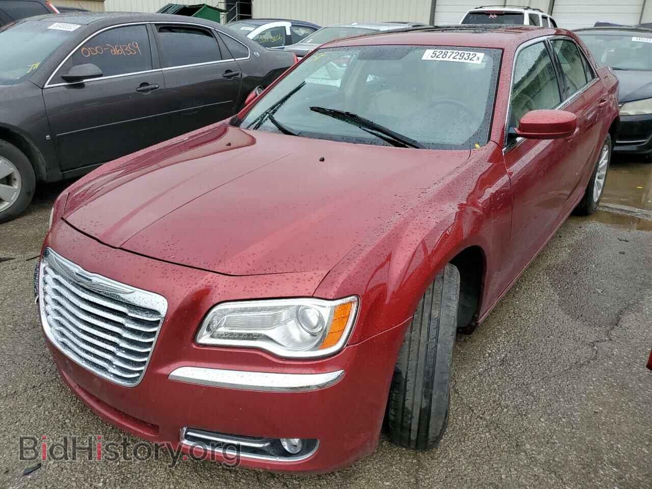 2013 CHRYSLER 300 - VIN: 2C3CCAAG5DH578445 - Фото 2