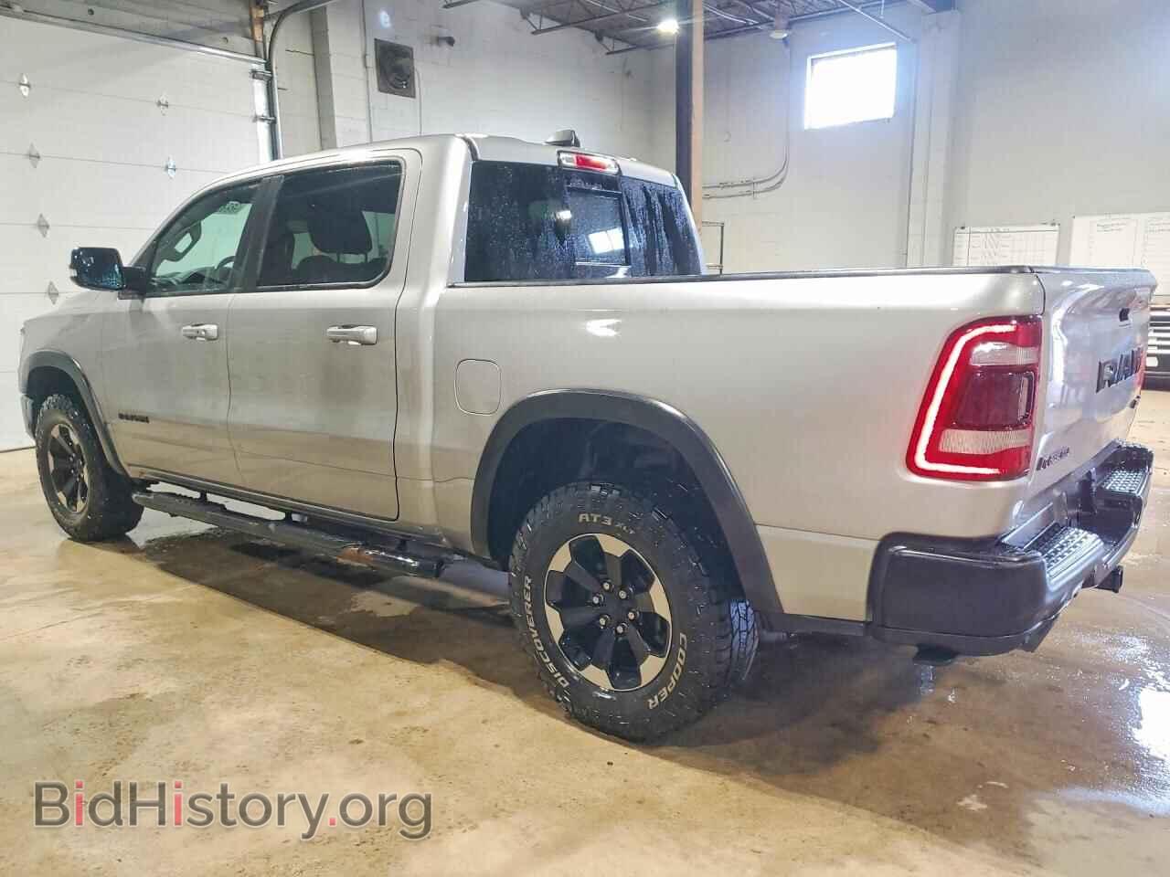 2019 RAM 1500 - VIN: 1C6SRFLT8KN883172 - Photo 2