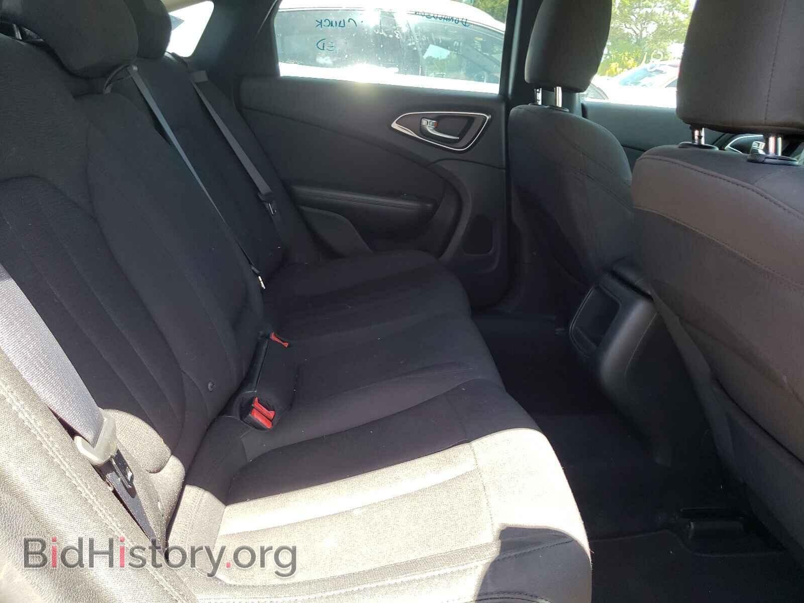 2015 CHRYSLER 200 - VIN: 1C3CCCAB0FN750438 - Фото 6