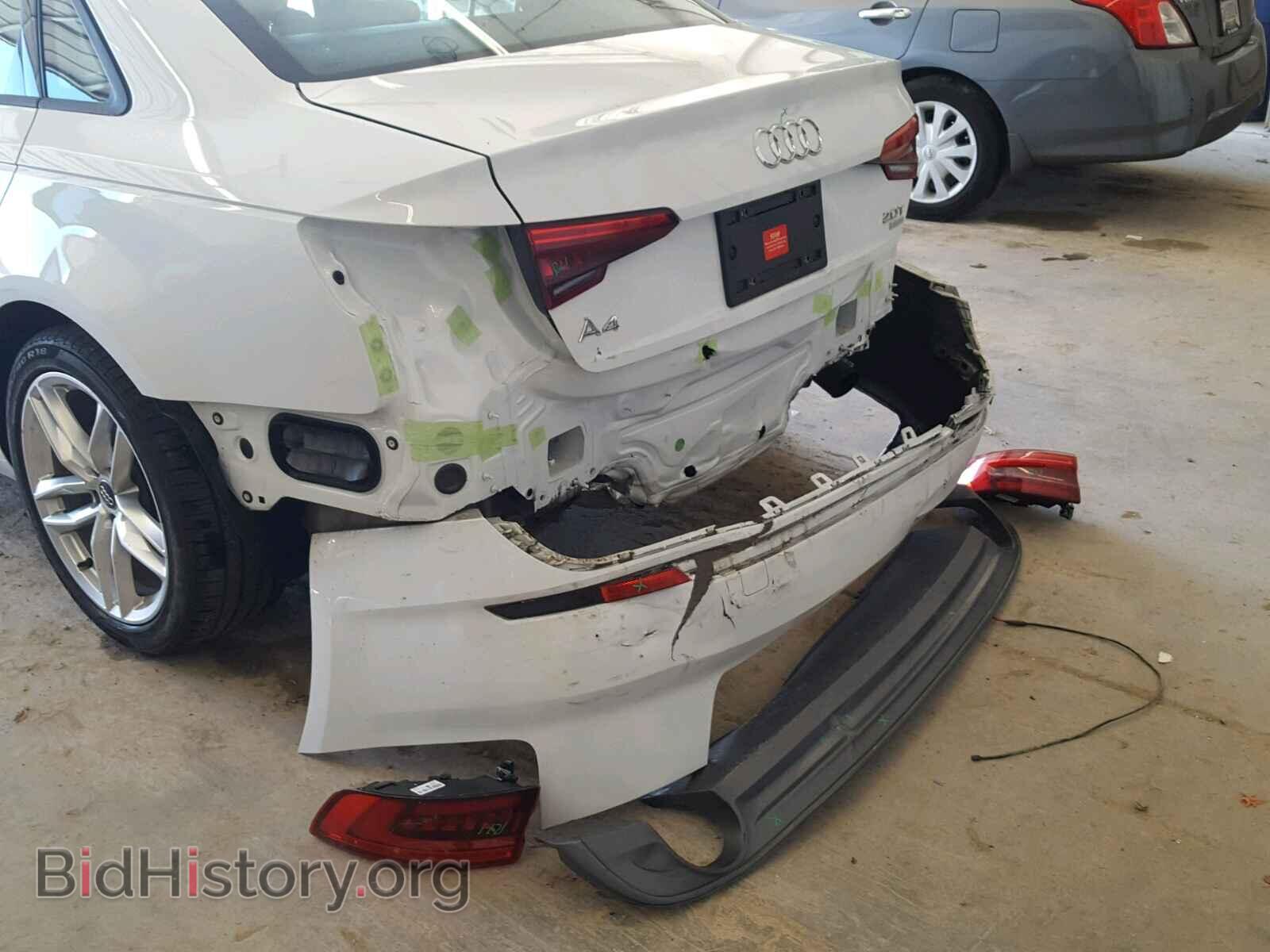 2017 AUDI A4 - VIN: WAUKMAF44HN058752 - Фото 9