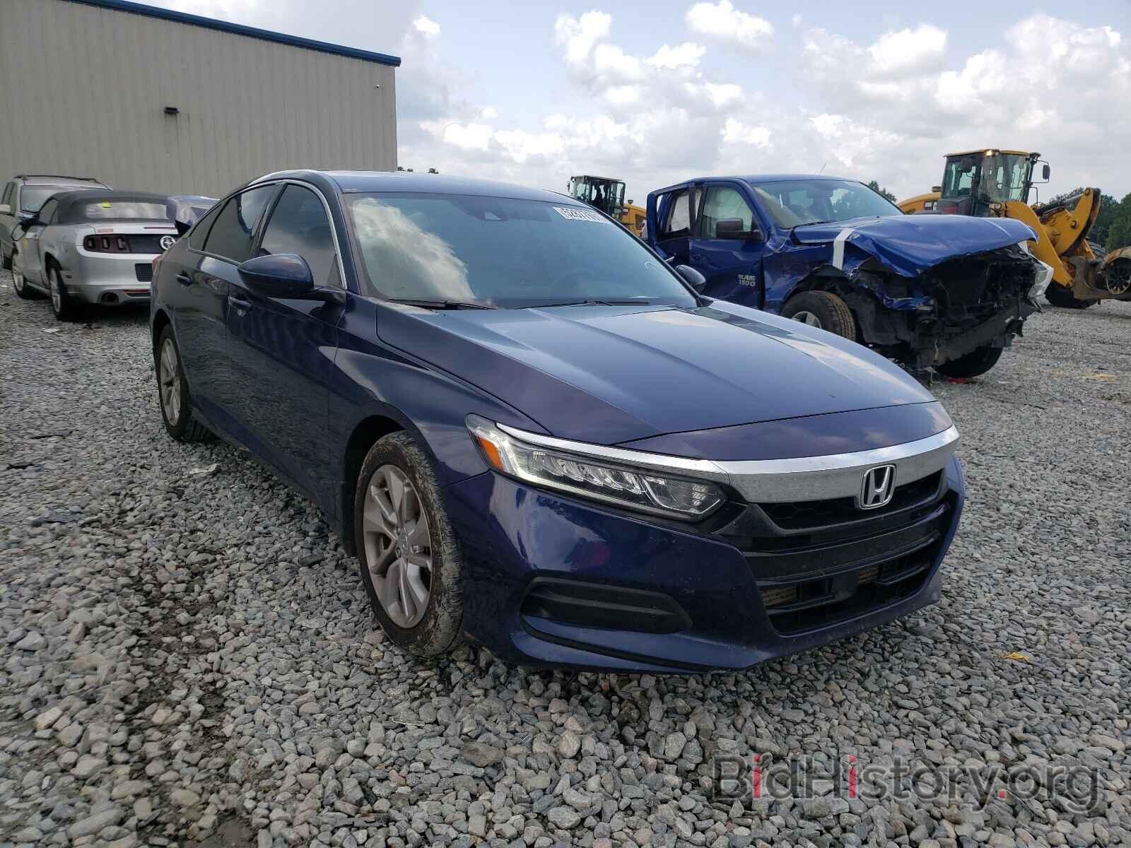 Photo 1HGCV1F14JA048909 - HONDA ACCORD 2018