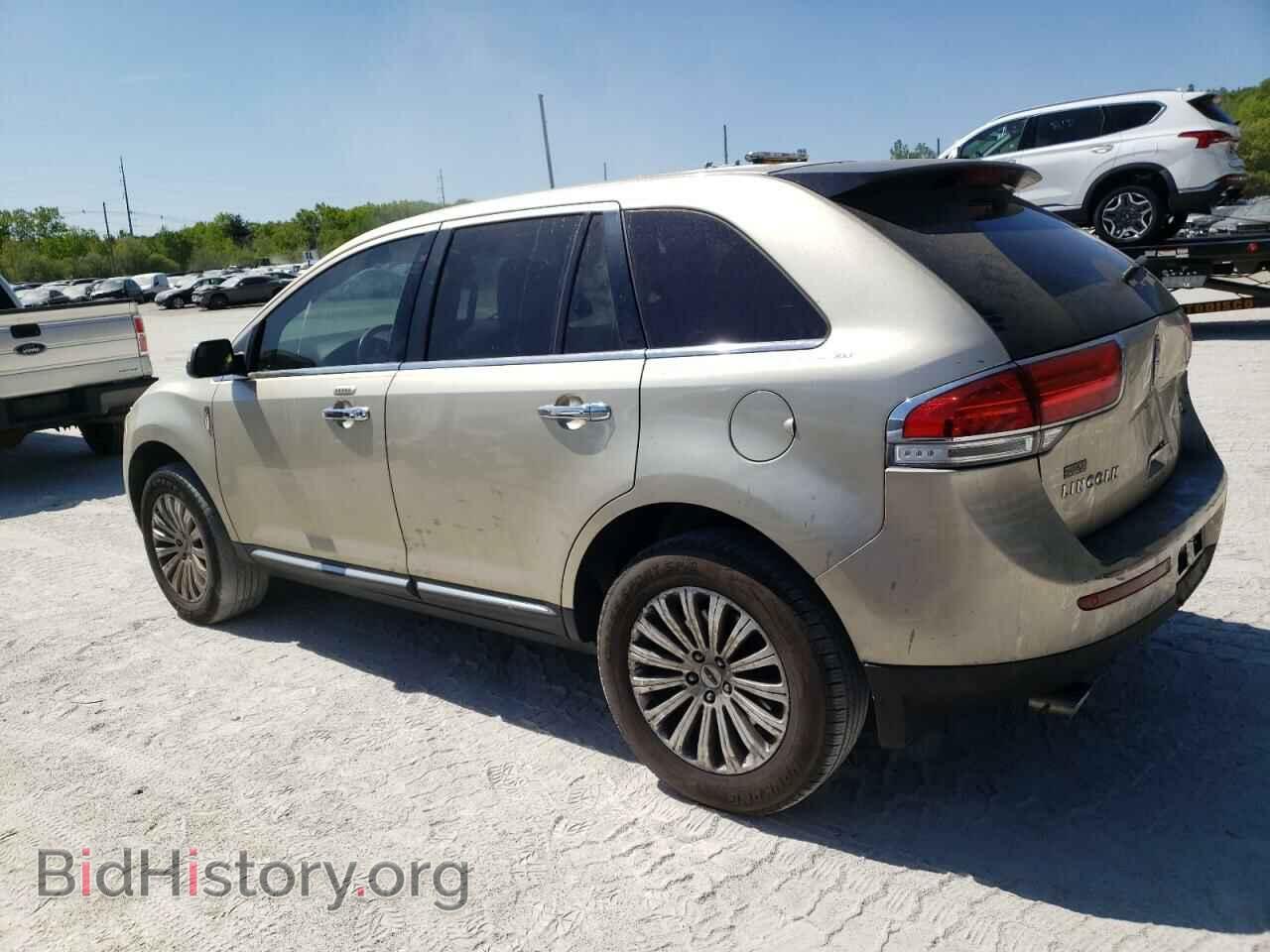 2011 LINCOLN MKX - VIN: 2LMDJ6JK4BBJ34092 - Фото 2