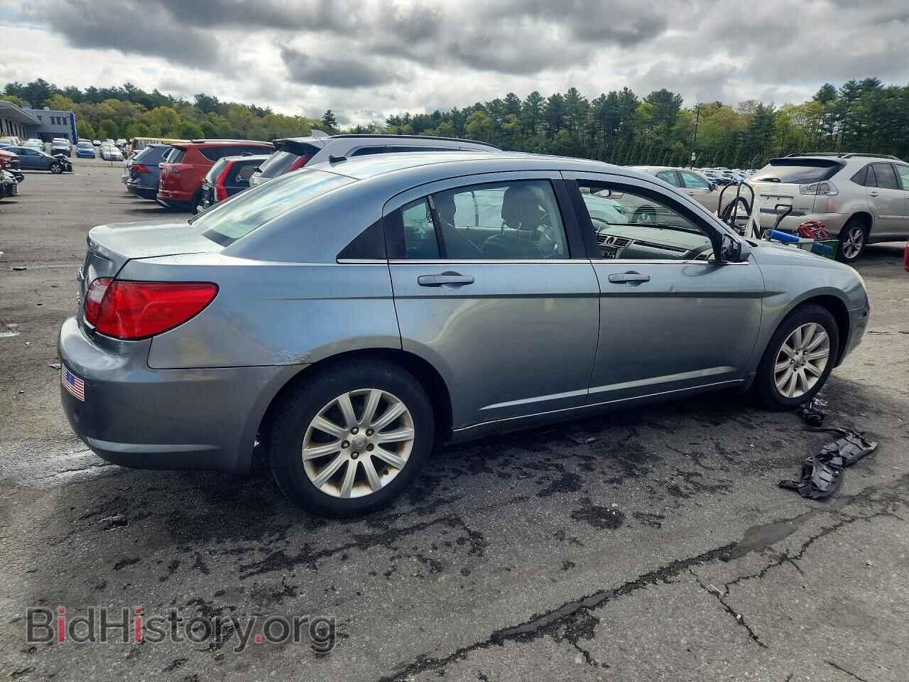 2010 CHRYSLER SEBRING - VIN: 1C3CC5FB5AN183883 - Фото 3