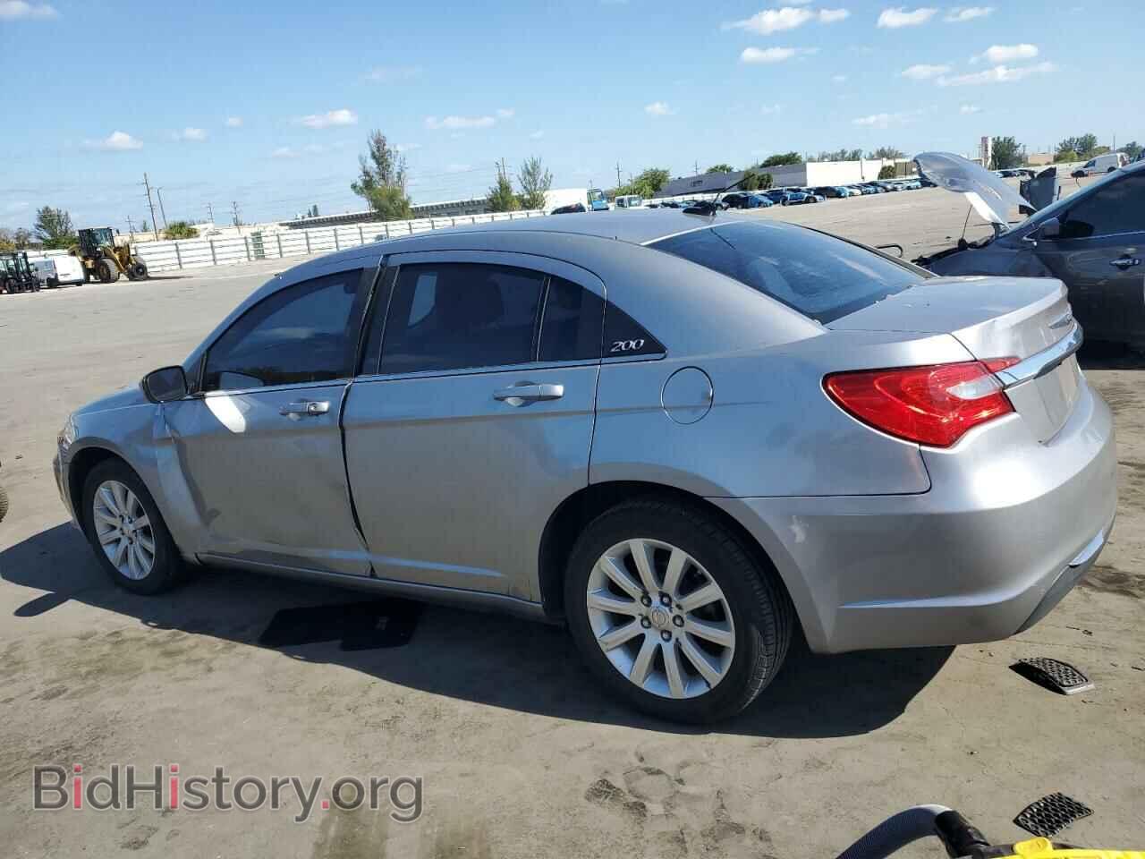 2013 CHRYSLER 200 - VIN: 1C3CCBBB1DN672273 - Фото 2