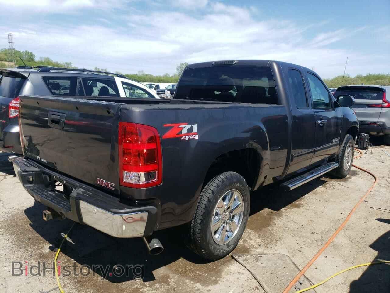 2011 GMC SIERRA - VIN: 1GTR2VE36BZ332203 - Фото 3