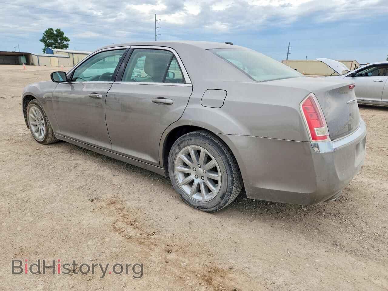 2014 CHRYSLER 300 - VIN: 2C3CCAAG5EH272802 - Фото 2