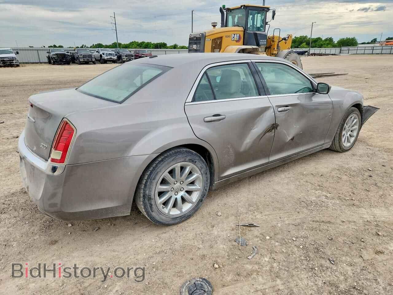 2014 CHRYSLER 300 - VIN: 2C3CCAAG5EH272802 - Фото 3