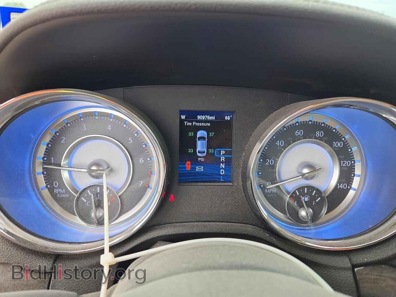 2014 CHRYSLER 300 - VIN: 2C3CCAAG5EH272802 - Фото 9