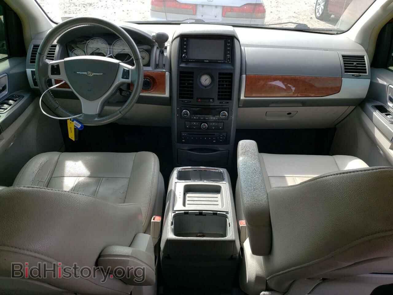 2008 CHRYSLER MINIVAN - VIN: 2A8HR54P08R665987 - Фото 8