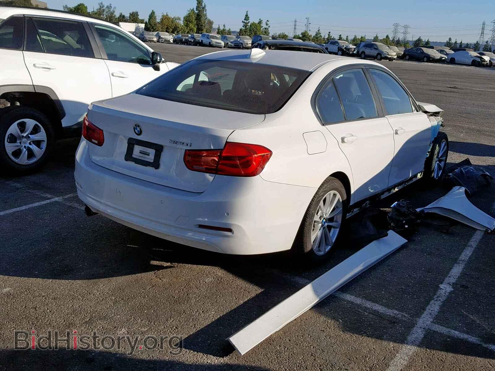 2016 BMW 3 SERIES - VIN: WBA8E1G59GNT99450 - Фото 4