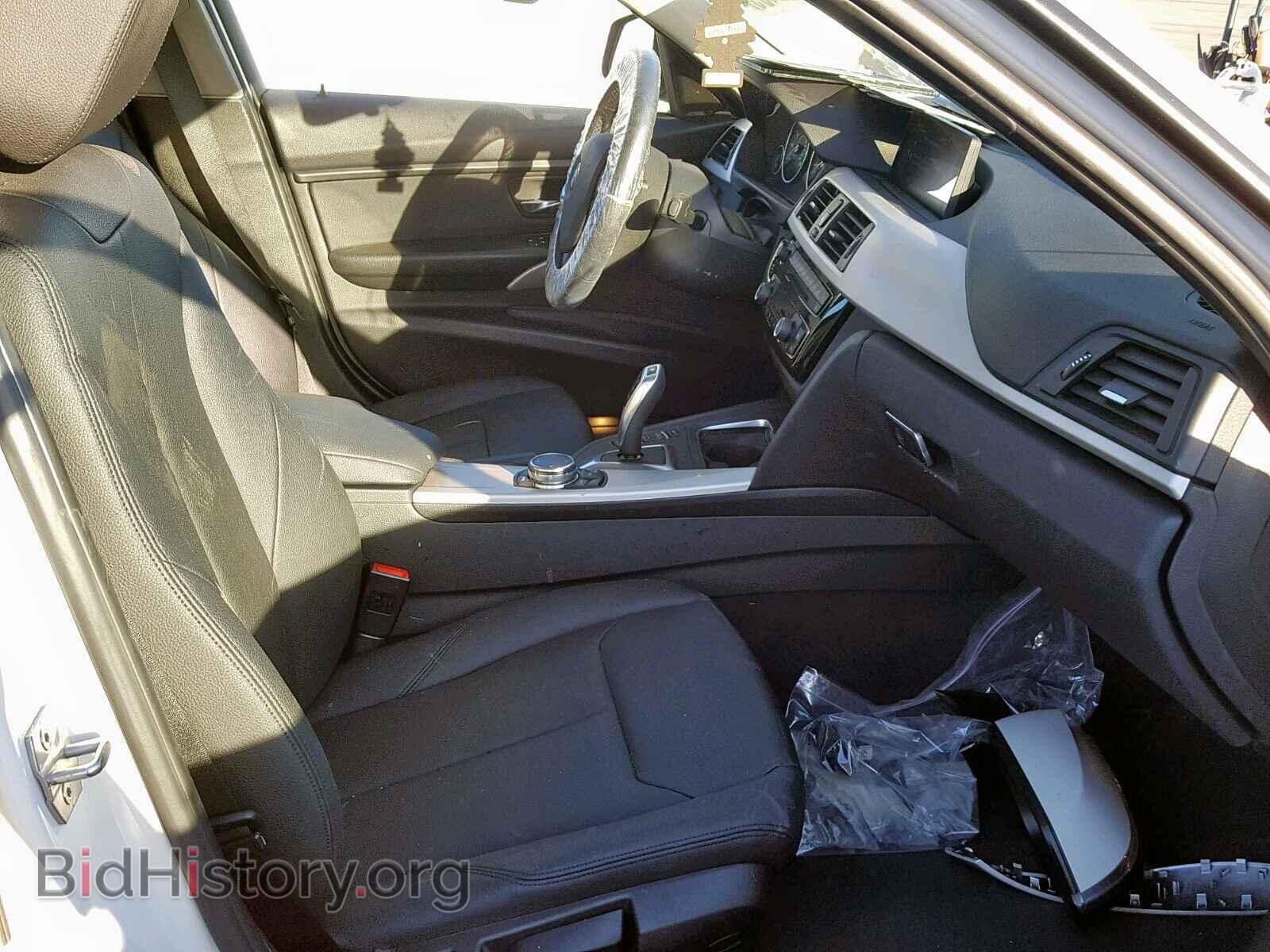 2016 BMW 3 SERIES - VIN: WBA8E1G59GNT99450 - Фото 5