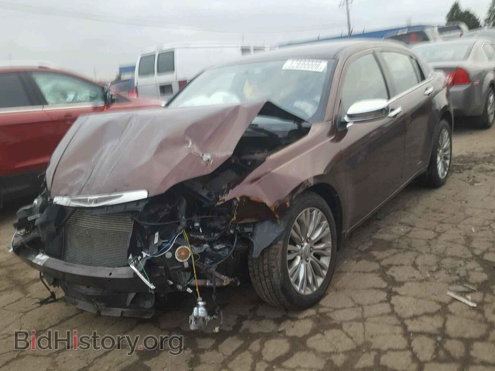 2013 CHRYSLER 200 - VIN: 1C3CCBCG7DN575363 - Фото 2